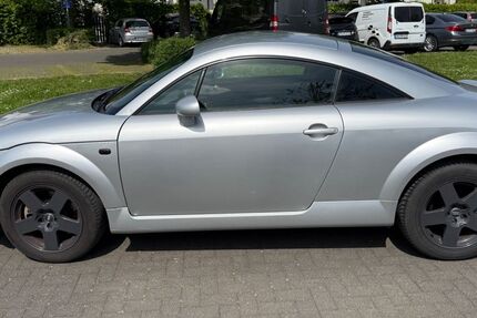 Audi TT 235.570 km 3.200 &euro; Fröndenberg 58730