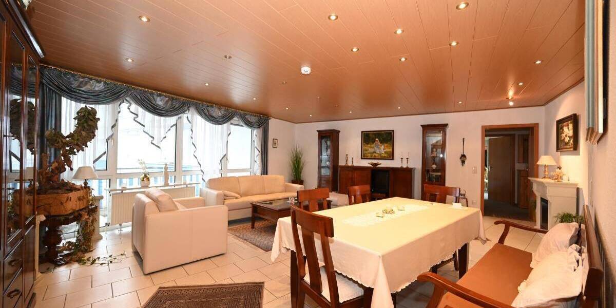 Etagenwohnung Nürnberg St Peter - 3 Zimmer, 96 m&sup2;, 325.000&euro; | Angebot:26858823