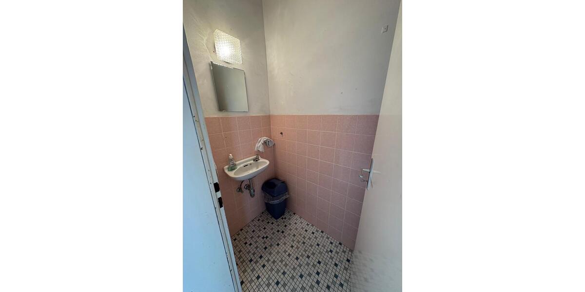 Gewerbeimmobilie und Wohnen vereint 3 zimmer