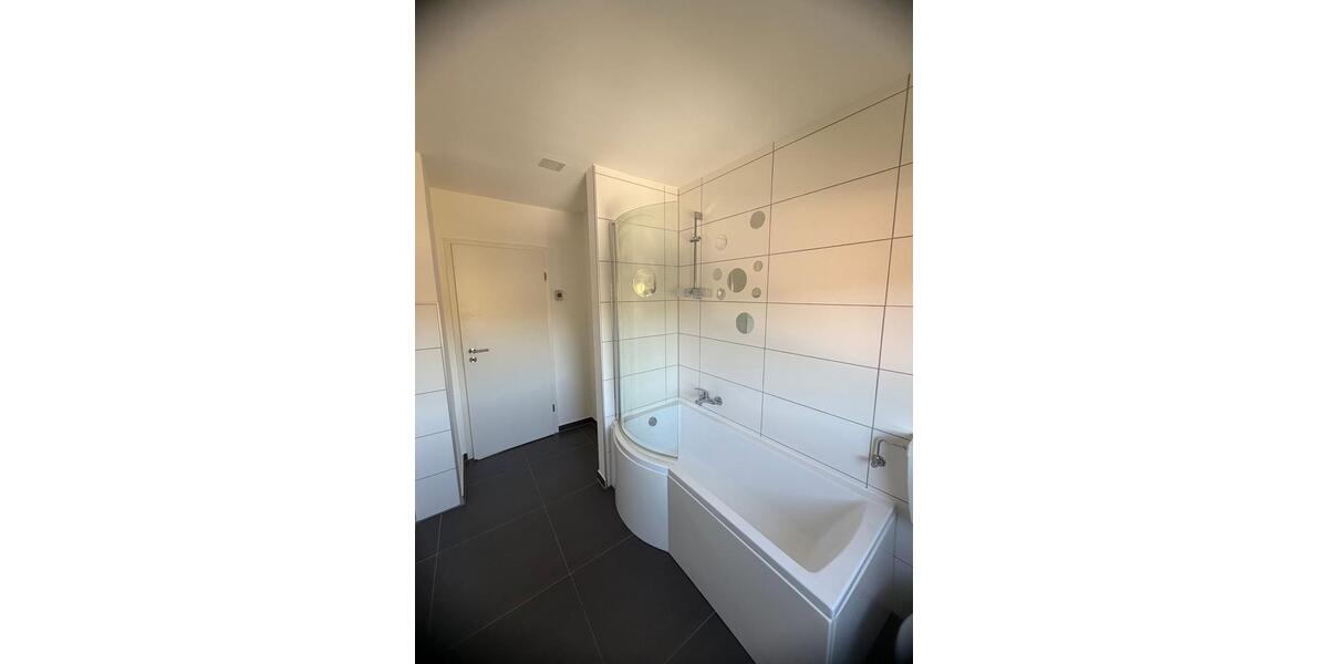 Etagenwohnung Waldkappel - 3 Zimmer, 81 m&sup2;, 550&euro; | Angebot:26391877