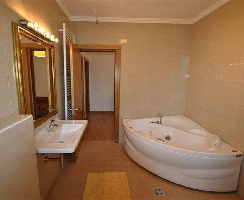 Moderne 3-Zimmer-Wohnung mit Balkon in Neugraben-Fischbek, Hamburg 3 zimmer