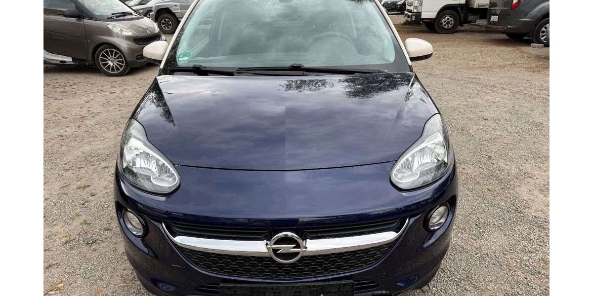 Opel Adam 82.000 km 5.699 &euro; Chemnitz 09120