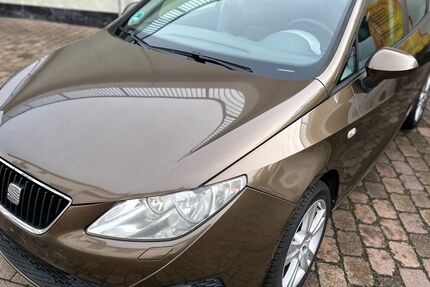 Seat Ibiza 121.048 km 4.950 &euro; Magdeburg 39112