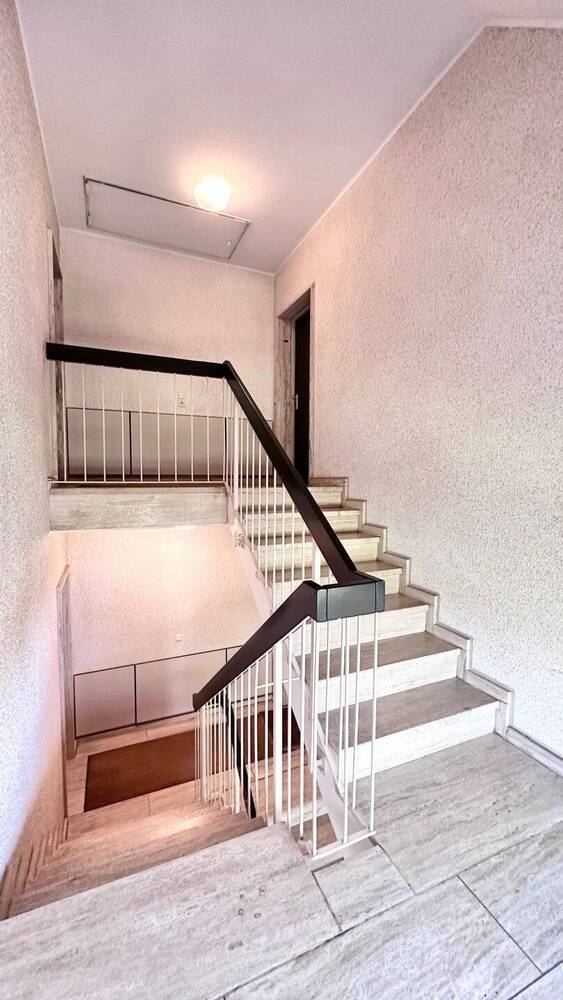15 Min. in die Innenstadt, 280 € HG! TraumWohnung auf 81 m2, 3 Z., Süd-Balkon + XL-Garage uvm.