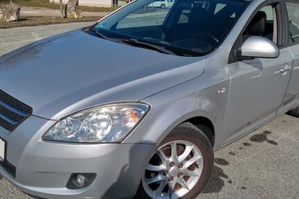 Kia ceed Sportswagon 214.000 km 2.999 &euro; Fürth 90762