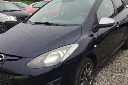 Mazda 2 205.000 km 2.499 &euro; Wiesenbach 69257