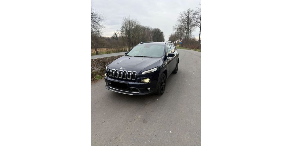 Jeep Cherokee 195.000 km 8.500 &euro; Heiden 46359