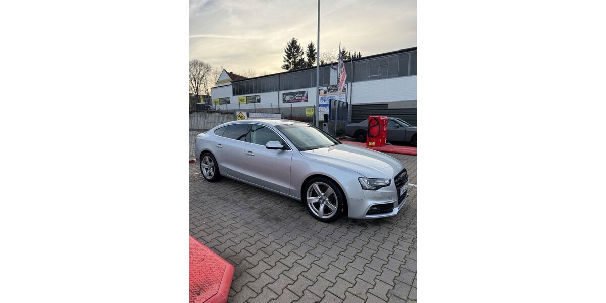 Audi A5 145.000 km 14.299 &euro; Lohmar 53797