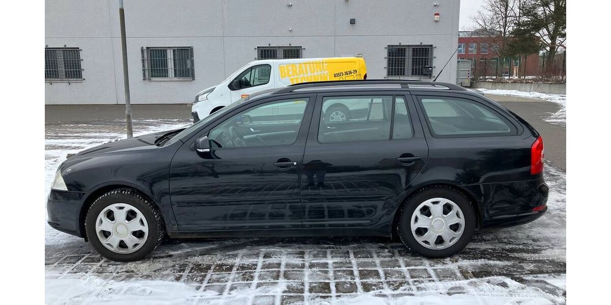 Skoda Octavia 189.000 km 999 &euro; senftenberg 01968