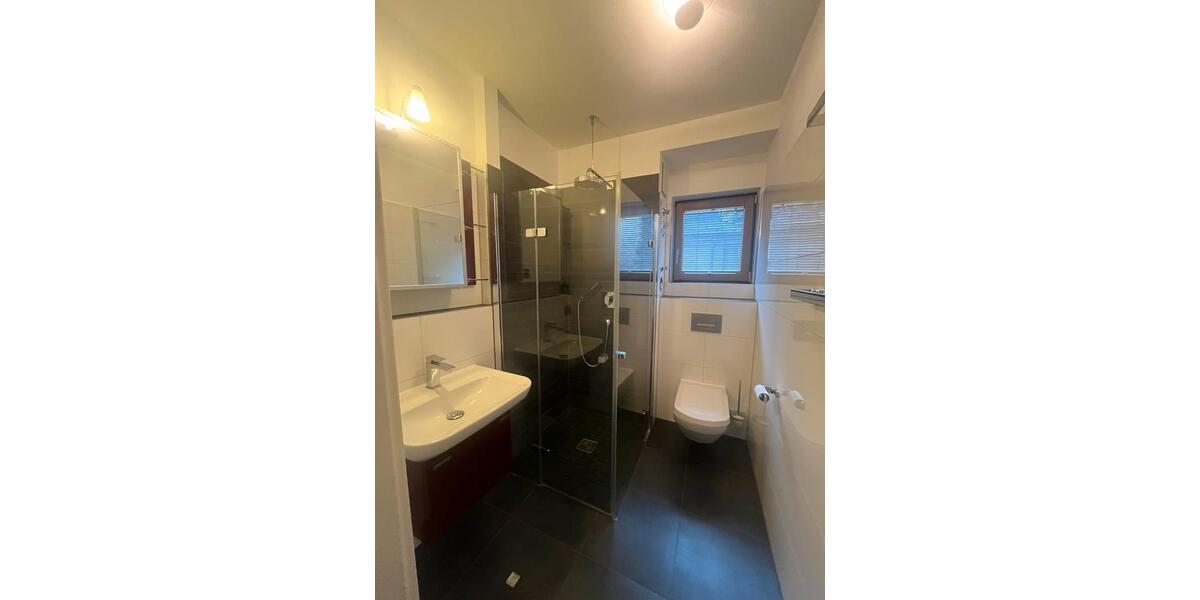 Etagenwohnung Ottobrunn - 2.5 Zimmer, 70 m&sup2;, 1.950&euro; | Angebot:25975833