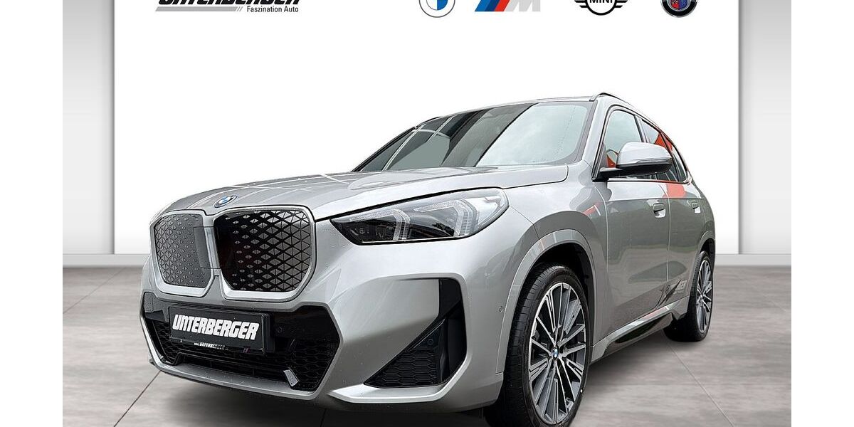BMW iX1 2.859 km 49.290 &euro; Freilassing 83395