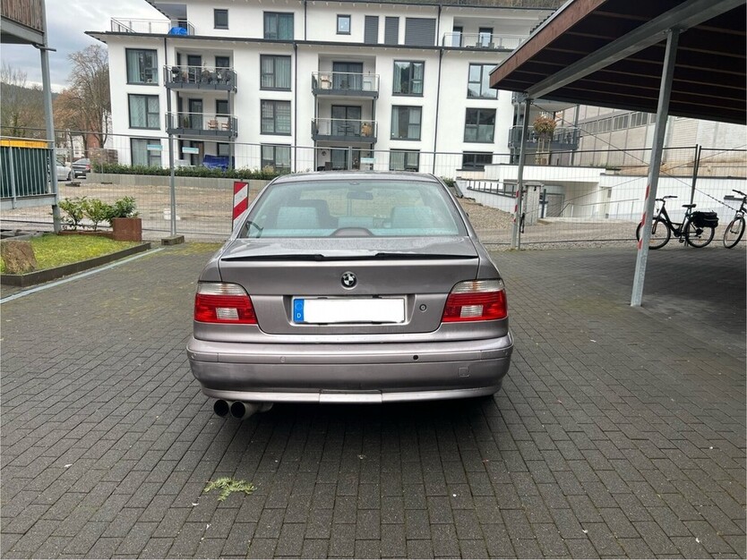 BMW E39