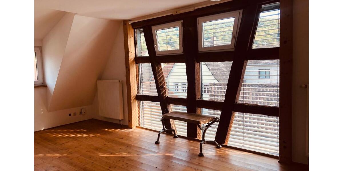 Einfamilienhaus Bensheim - 2.5 Zimmer, 135 m&sup2;, 1.350&euro; | Angebot:26179728