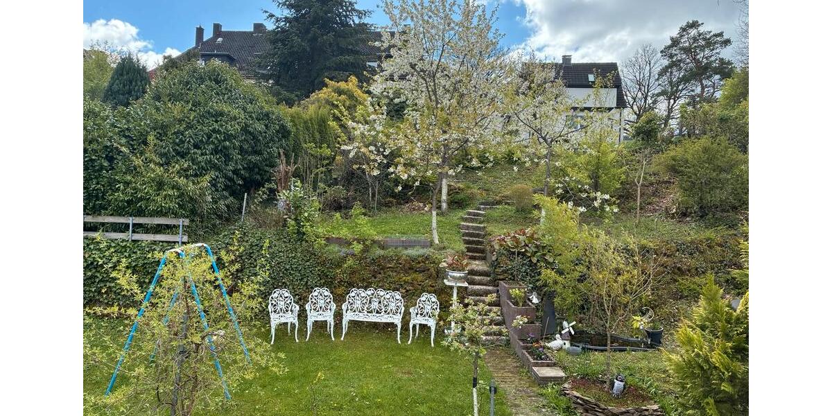 Einfamilienhaus Siegen Kaan-Marienborn - 7 Zimmer, 235 m&sup2;, 350.000&euro; | Angebot:26851474