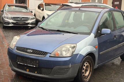 Ford Fiesta 125.000 km 1.111 € Bad Breisig 53498