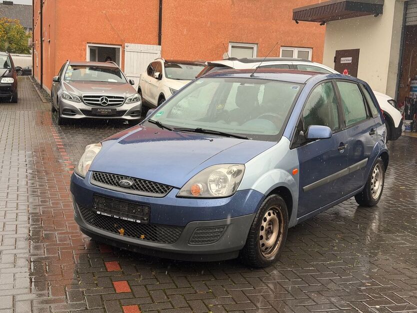 Ford Fiesta 125.000 km 1.111 € Bad Breisig 53498