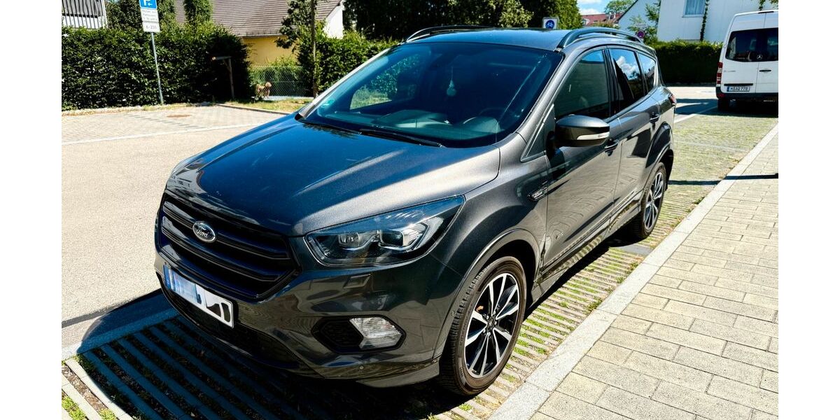 Ford Kuga 114.000 km 15.499 &euro; Oberpframmern 85667