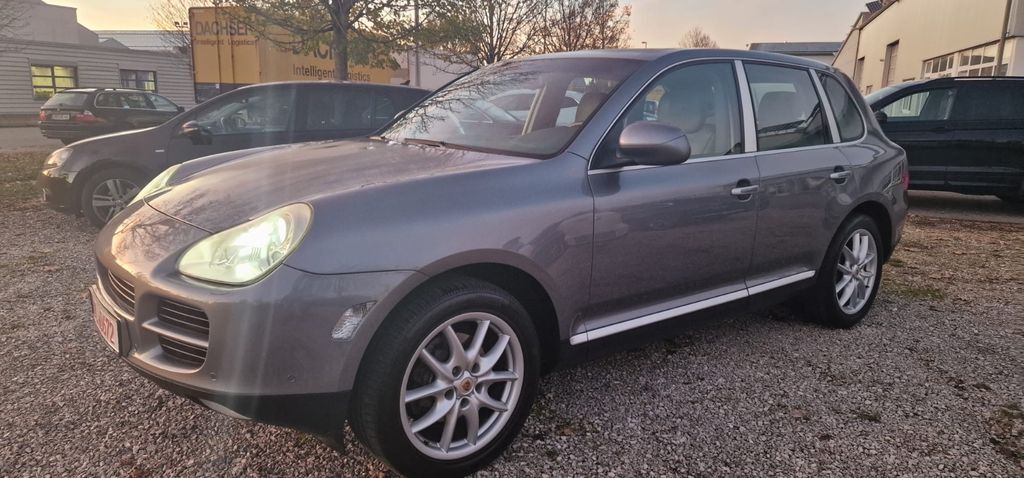 Porsche Cayenne 210.000 km 8.900 € Achstetten 88480
