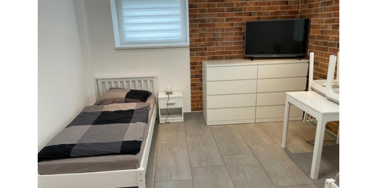 Wohnen auf Zeit Unterwellenborn - 3 Zimmer, 96 m&sup2;, 25&euro; | Angebot:21353198
