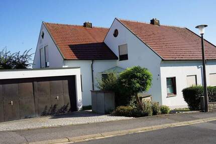 Attraktive Doppelhaushälfte in Kürnach zu verkaufen 5 zimmer