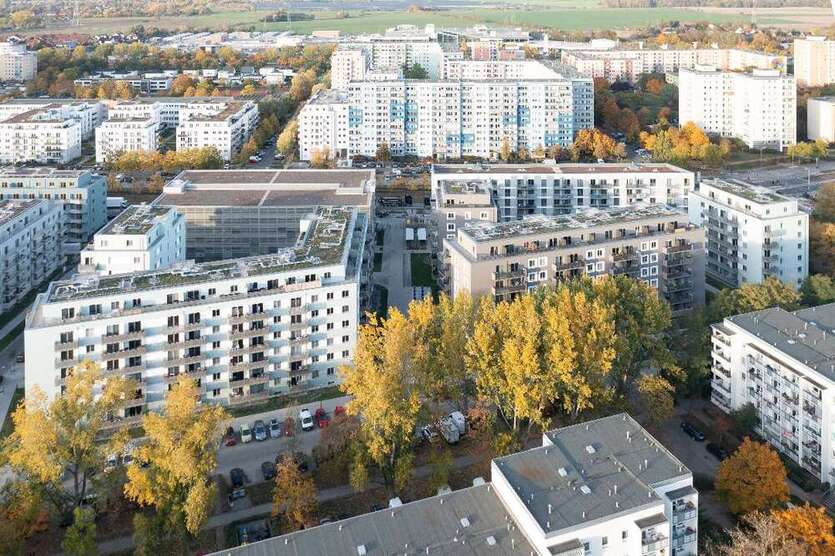 Wohnung zum Mieten in Berlin 1.252,83 € 83.97 m²