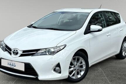 Toyota Auris 168.397 km 5.990 &euro; Sonnefeld-Gestungshausen 96242