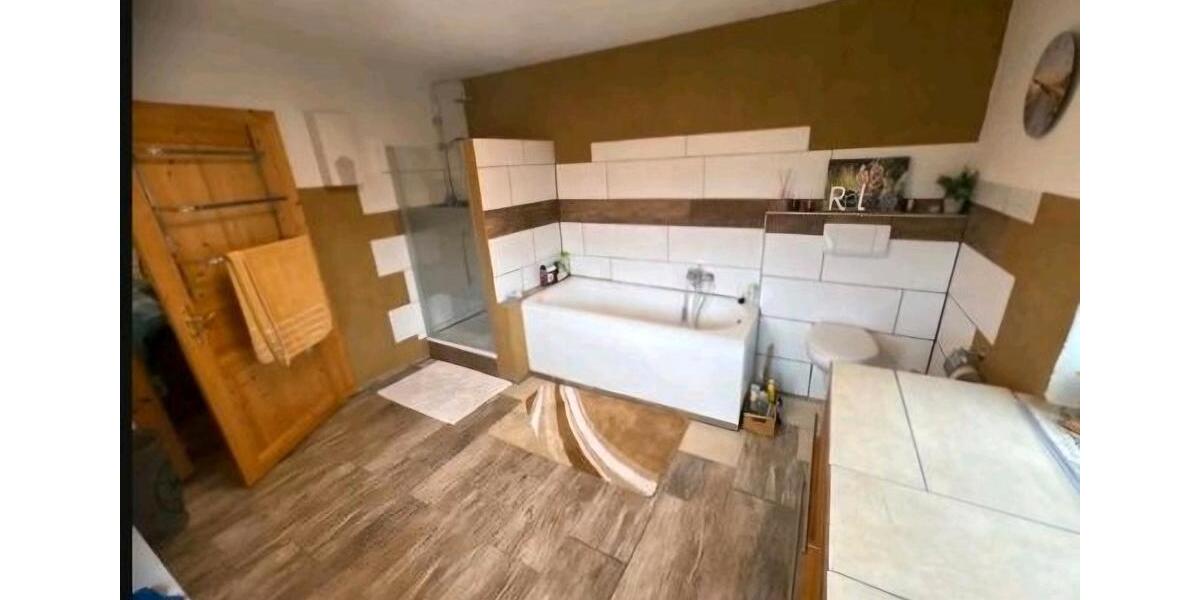 Einfamilienhaus Leiningen - 4 Zimmer, 94 m&sup2;, 1.000&euro; | Angebot:24815884