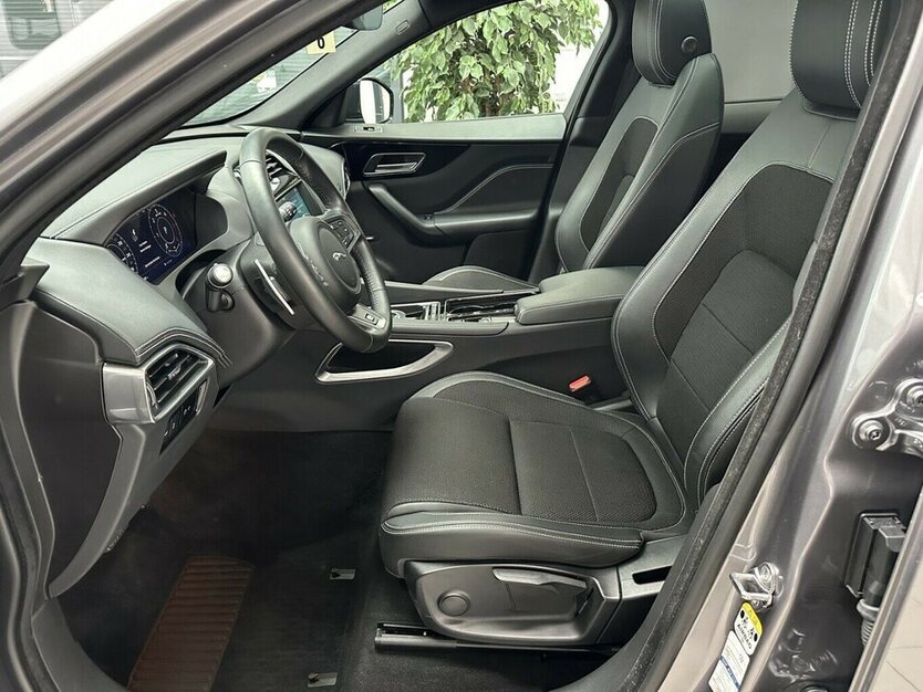 F-Pace 3,0 D AWD R-Sport +AHK+Panorama+Navi+Kamera