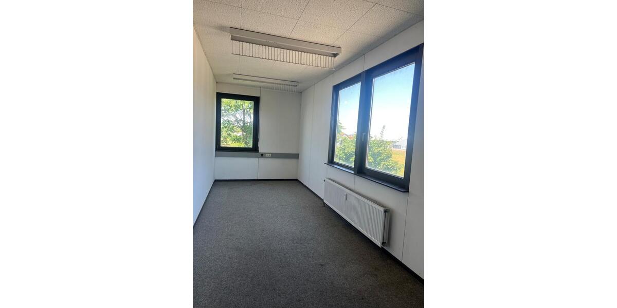 Gewerbeobjekt Leuna - 135&euro; | Angebot:25455519