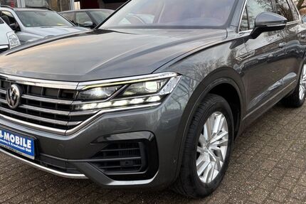 VW Touareg 156.200 km 25.999 &euro; Oldenburg 26129