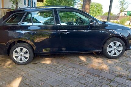 Skoda Fabia 127.500 km 7.850 &euro; Oberpframmern 85667