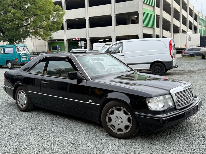 Mercedes-Benz E 320 207.000 km 21.990 € Tröstau 95709