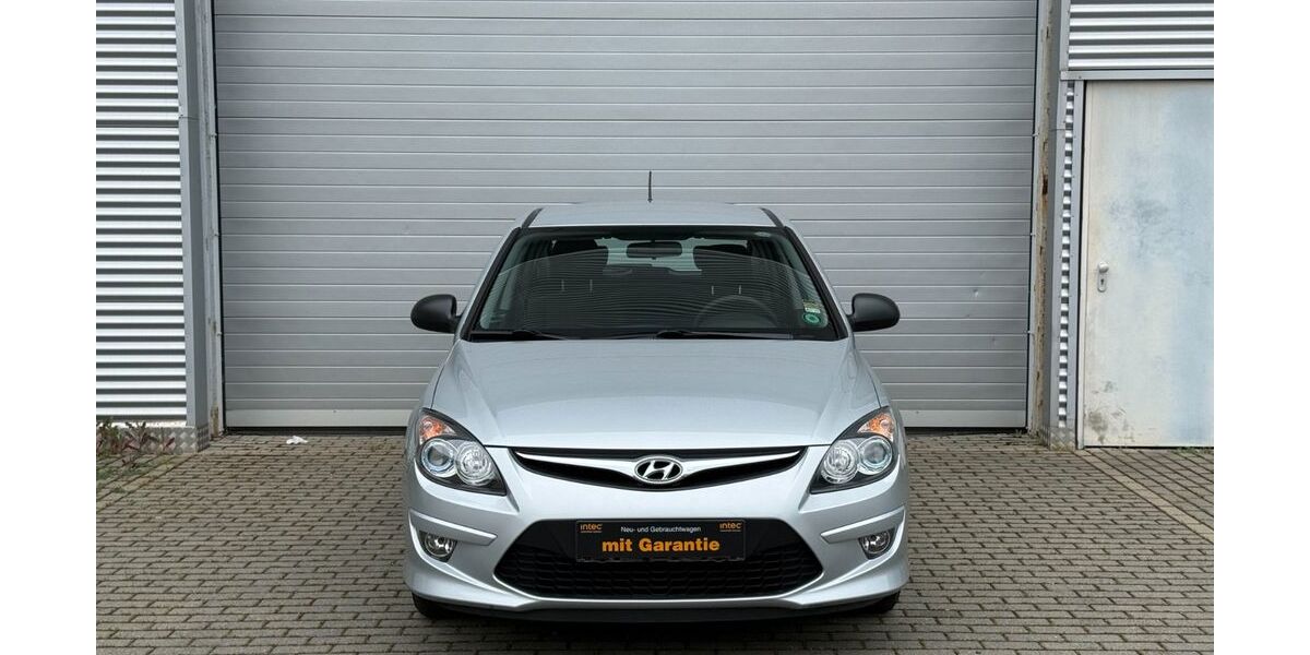 Hyundai i30 43.787 km 5.999 &euro; Düren 52349