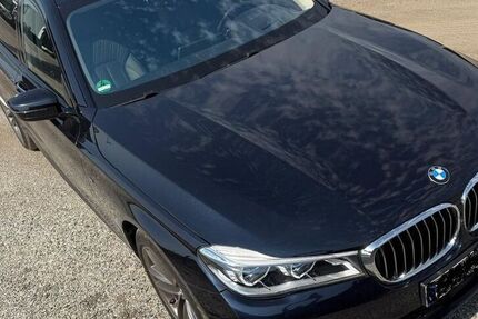 BMW 750