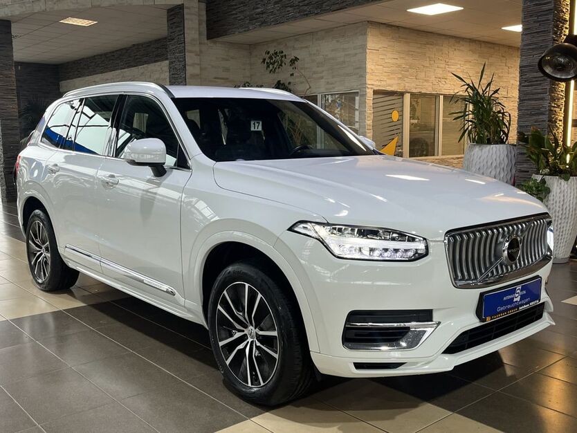 Volvo XC90 74.556 km 42.000 € Eitorf 53783