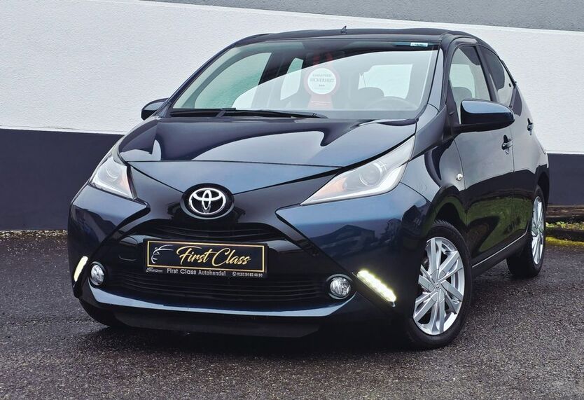 Toyota Aygo (X) 86.000 km 7.490 € Empfingen 72186