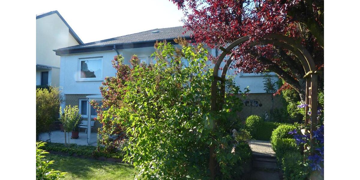 Einfamilienhaus Trierweiler - 7.5 Zimmer, 217 m&sup2;, 560.000&euro; | Angebot:25392372