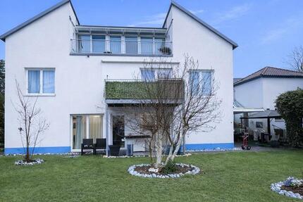 Haus Würzburg Heuchelhof - 10 Zimmer, 280 m&sup2;, 925.000&euro; | Angebot:25993947
