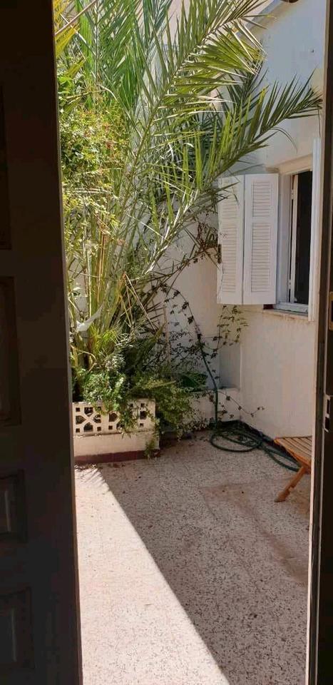 Haus nahe am Wasser zum Verkauf
