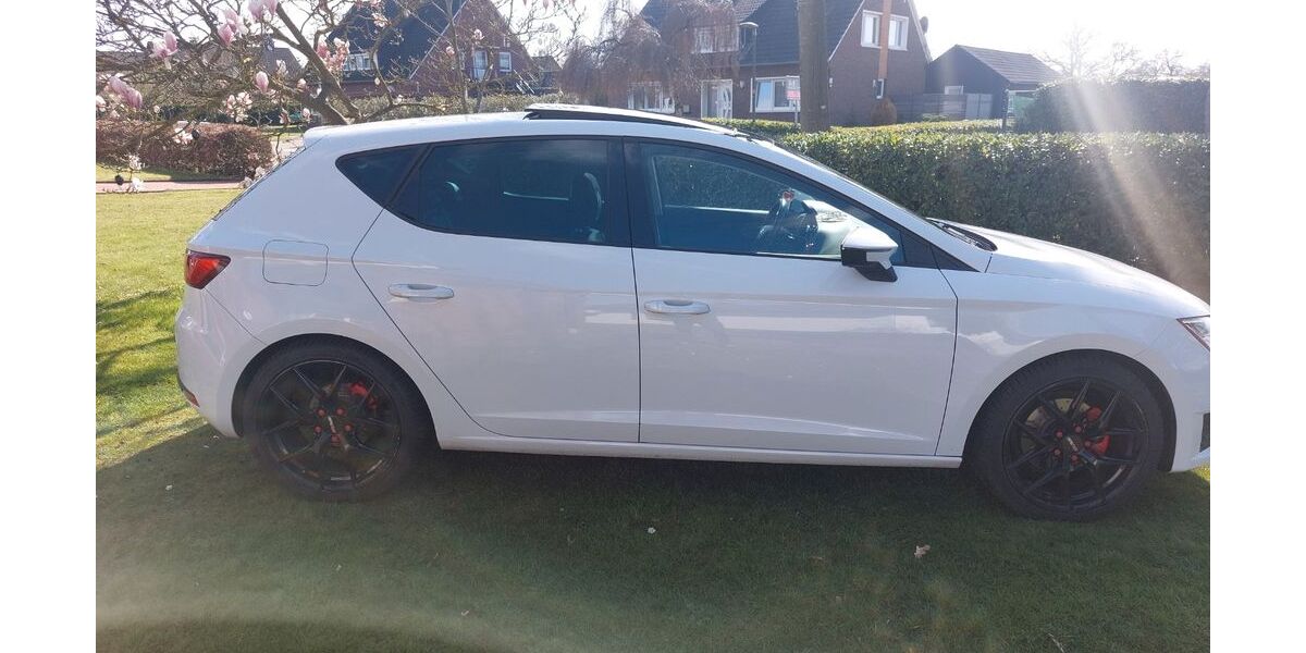 Seat Leon 182.000 km 8.990 &euro; Saterland 26683