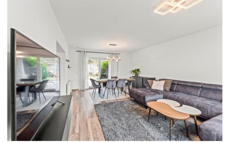 Etagenwohnung Wenden - 4 Zimmer, 125 m&sup2;, 1.300&euro; | Angebot:26327078