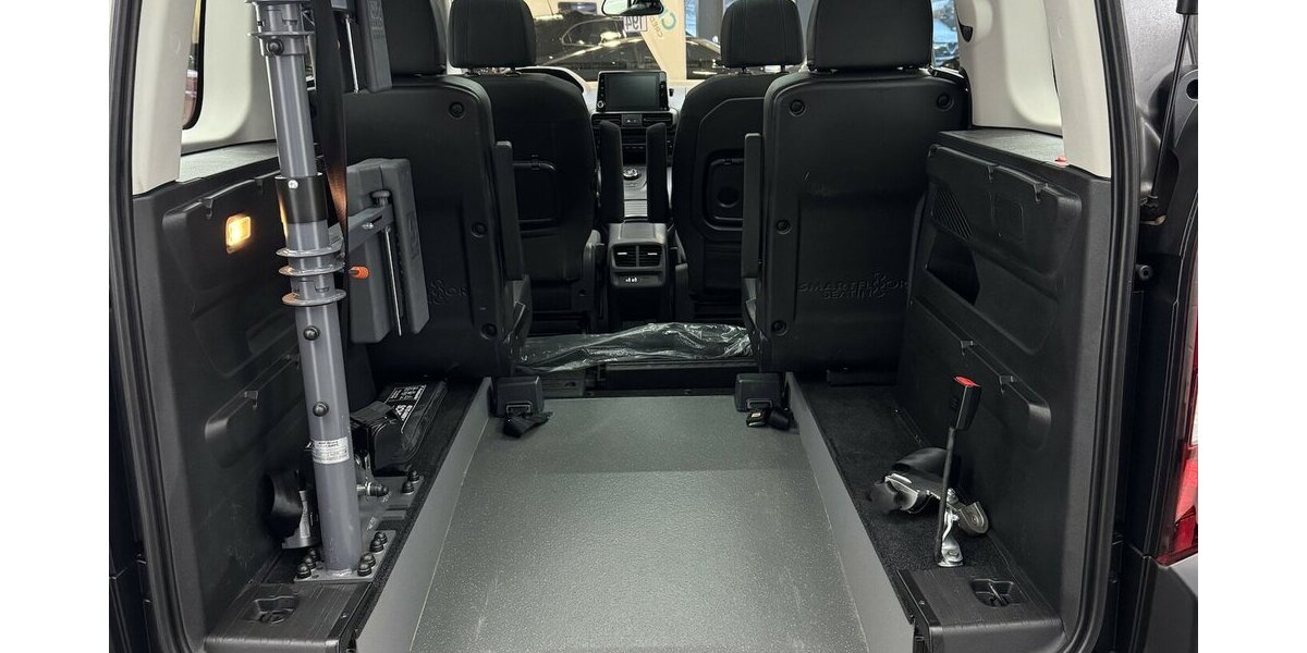 Peugeot Rifter Rollstuhlumbau Allure HDi 130 EAT CarPlay 26.800 km 27.220 &euro; Lich 35423