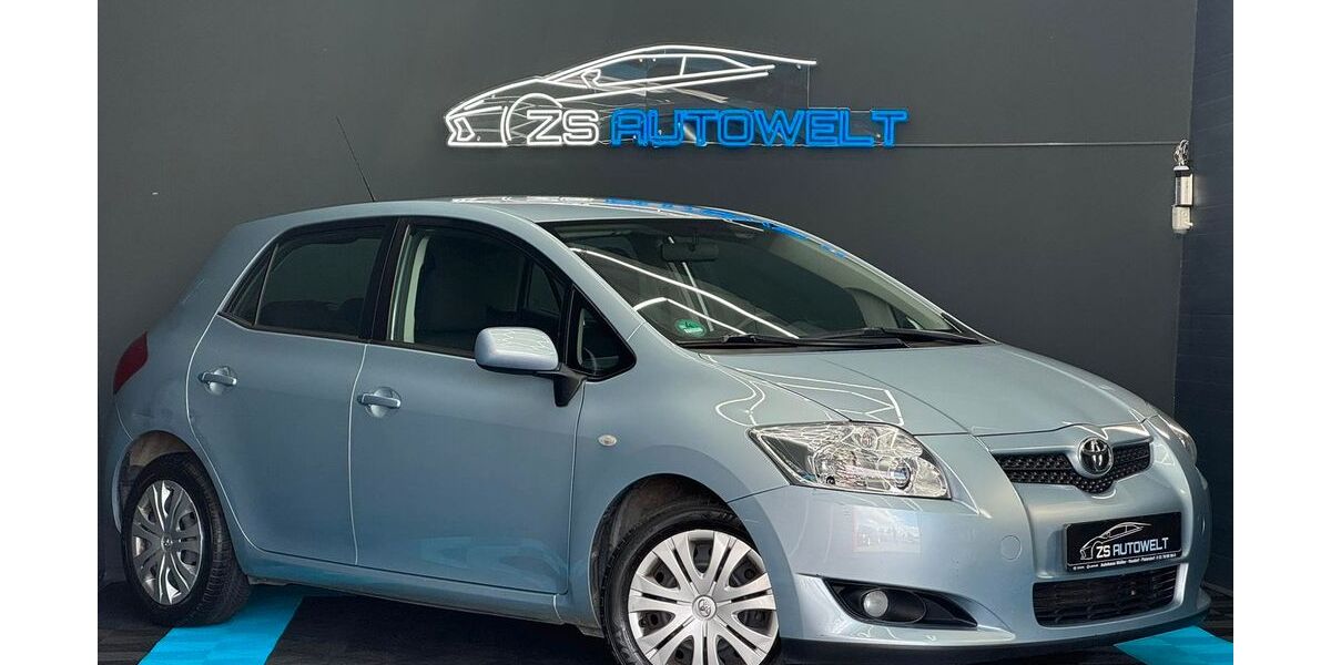 Toyota Auris 116.000 km 4.490 &euro; Leipzig 04179