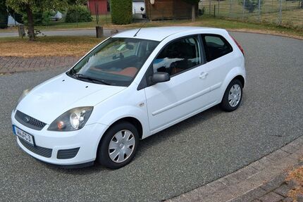 Ford Fiesta 96.500 km 2.500 &euro; Zehnhausen bei Rennerod 56477