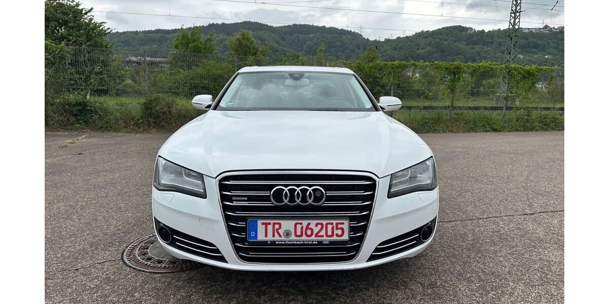 Audi A8 266.000 km 10.900 &euro; Trier 54294