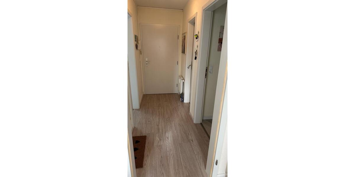 Dachgeschoßwohnung Kiel Wik - 2 Zimmer, 67 m&sup2;, 375.000&euro; | Angebot:26833040