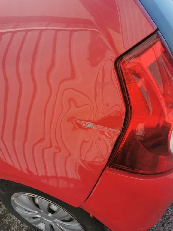 Dacia Sandero 123.400 km 1.390 € Backnang 71522