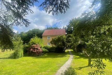 Haus Bernstadt auf dem Eigen - 4 Zimmer, 100 m&sup2;, 80.000&euro; | Angebot:26918953