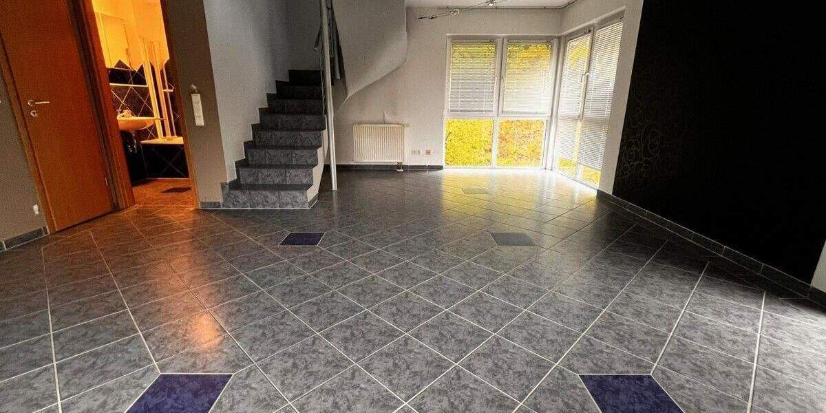 Etagenwohnung Dillenburg - 3 Zimmer, 72 m&sup2;, 179.000&euro; | Angebot:25815033