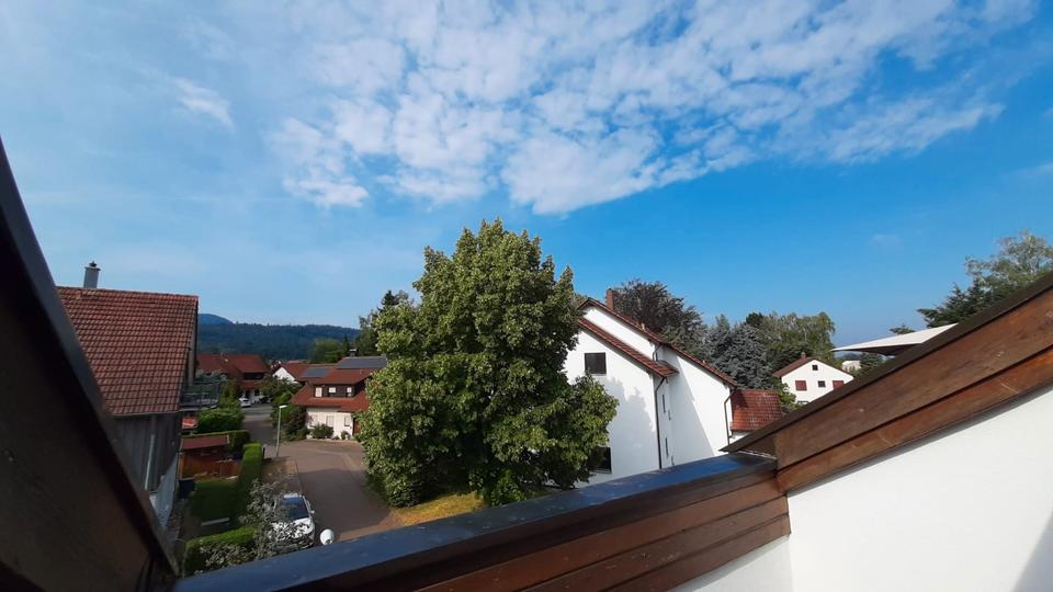 Dachgeschoßwohnung Bad Boll - 3 Zimmer, 76 m&sup2;, 299.000&euro; | Angebot:27446823